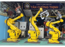 Robot Tải Trọng Lớn Gắp Hàn Bấm